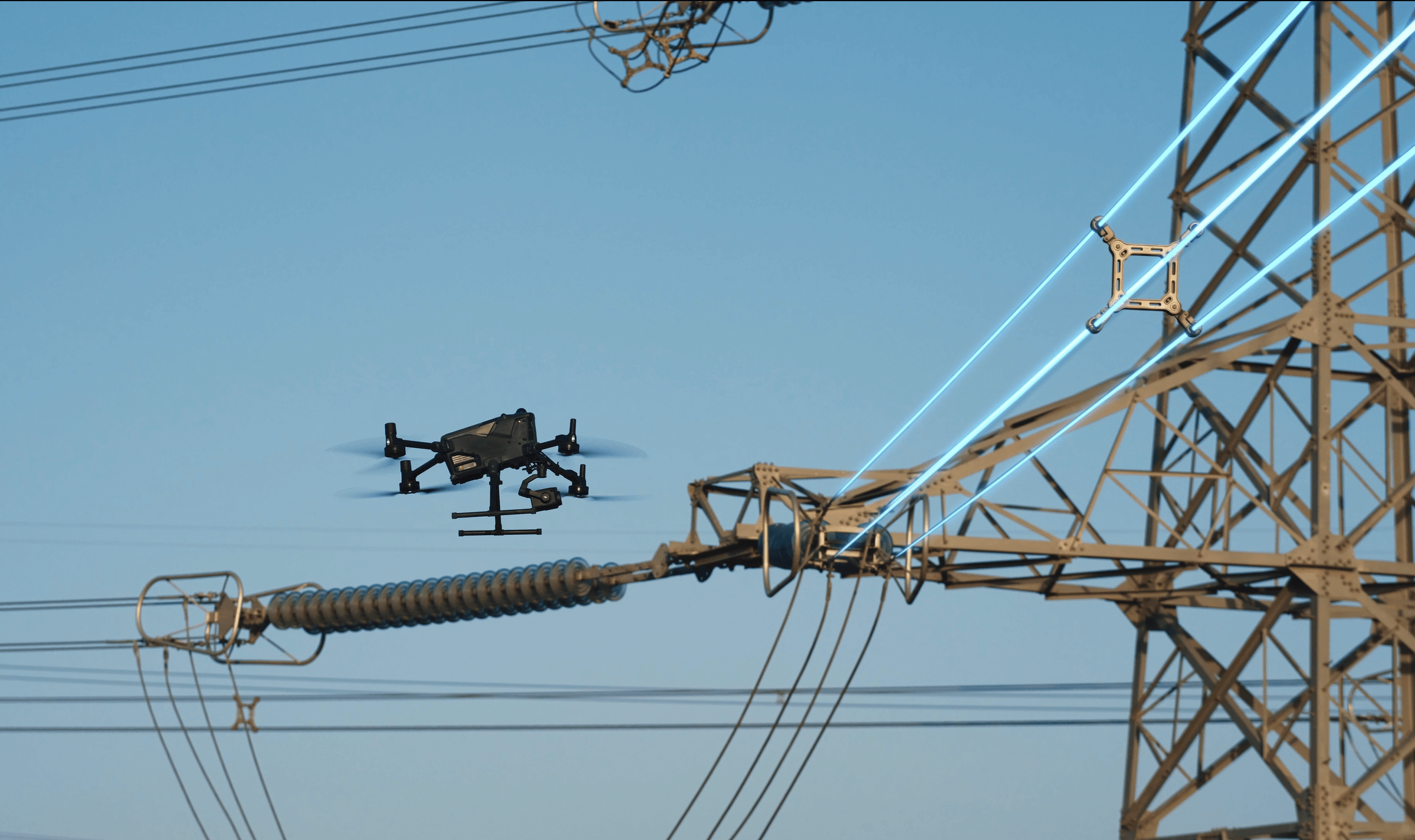 Inspection de pylône électrique par drone